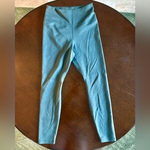 NWOT Nike Therma-Fit Teal Leggings Medium
